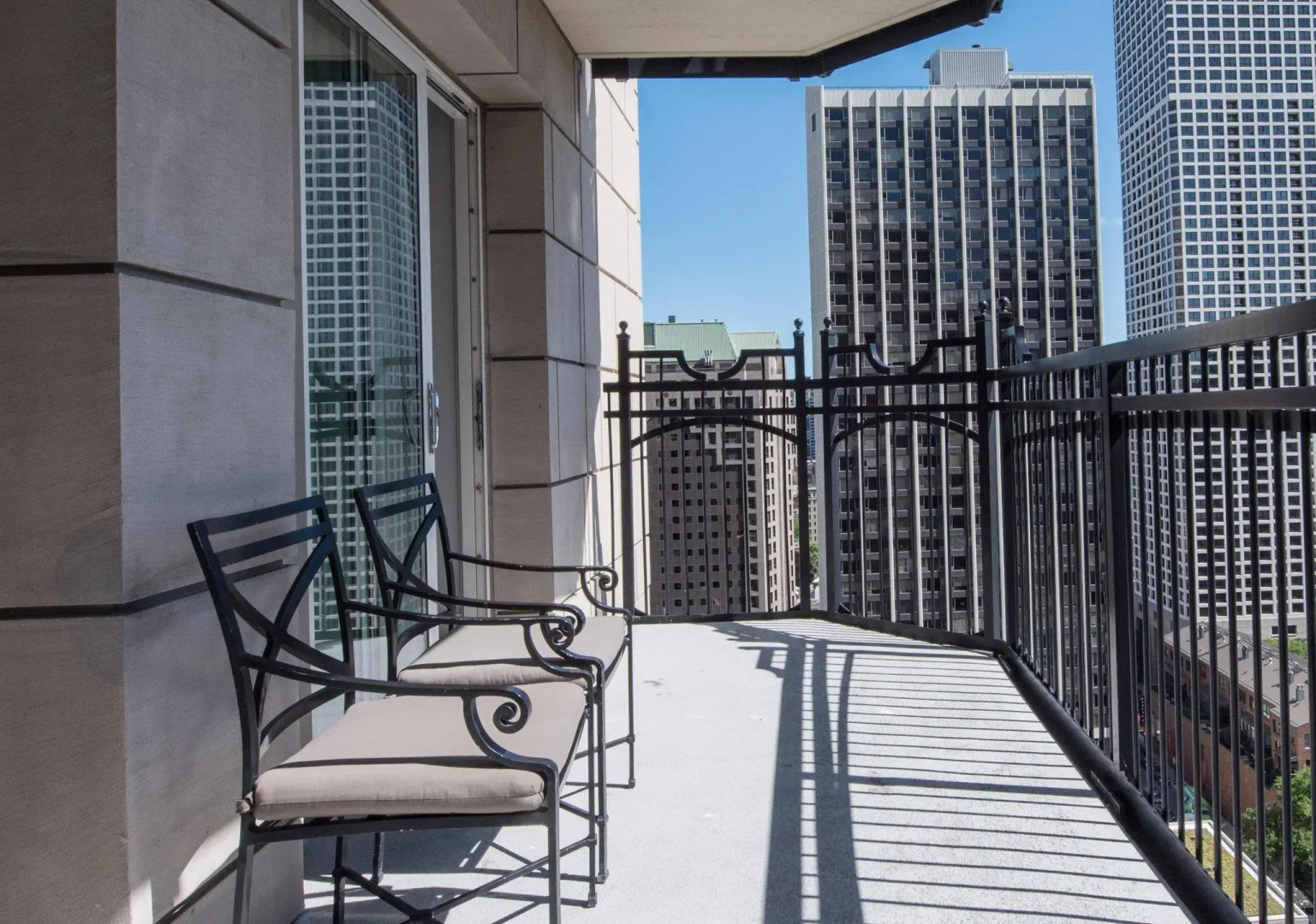 Waldorf Astoria Chicago