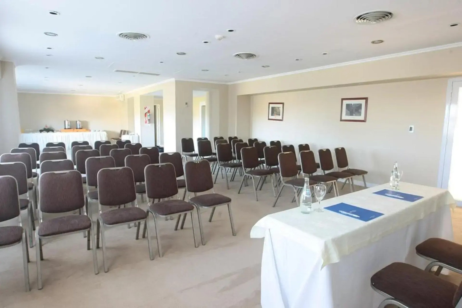 Howard Johnson Rio Ceballos Hotel y Casino