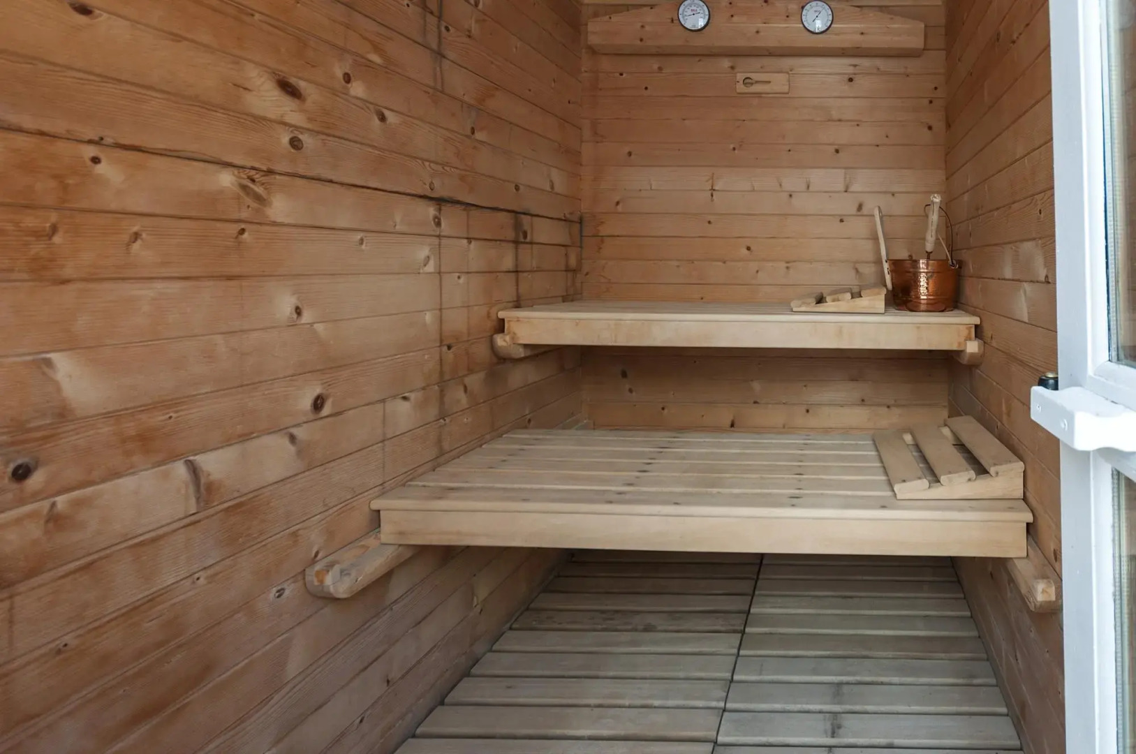 LLUMICEL - Villa with private pool in ADOR. Free WiFi