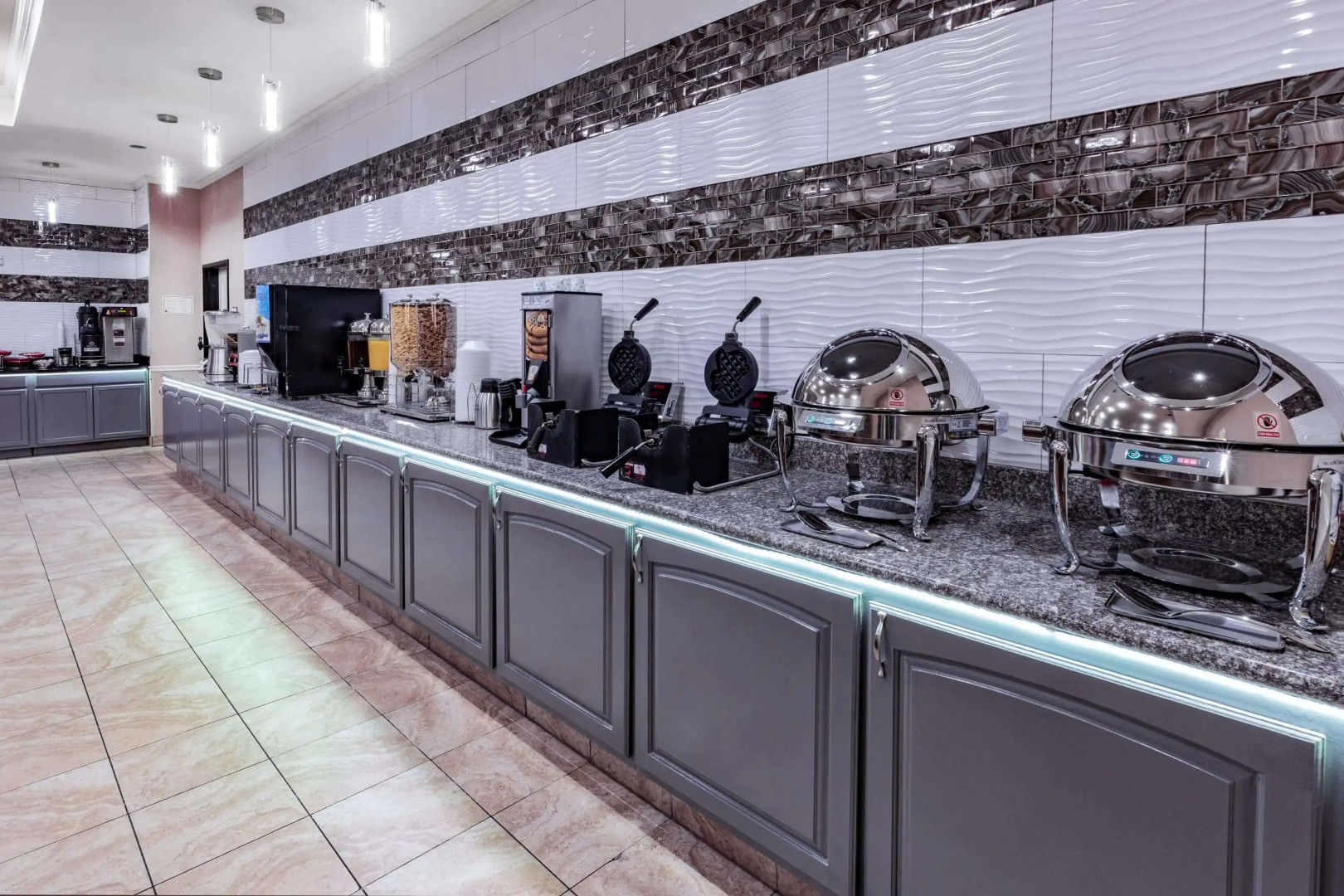 La Quinta Inn & Suites by Wyndham Garland Harbor Point