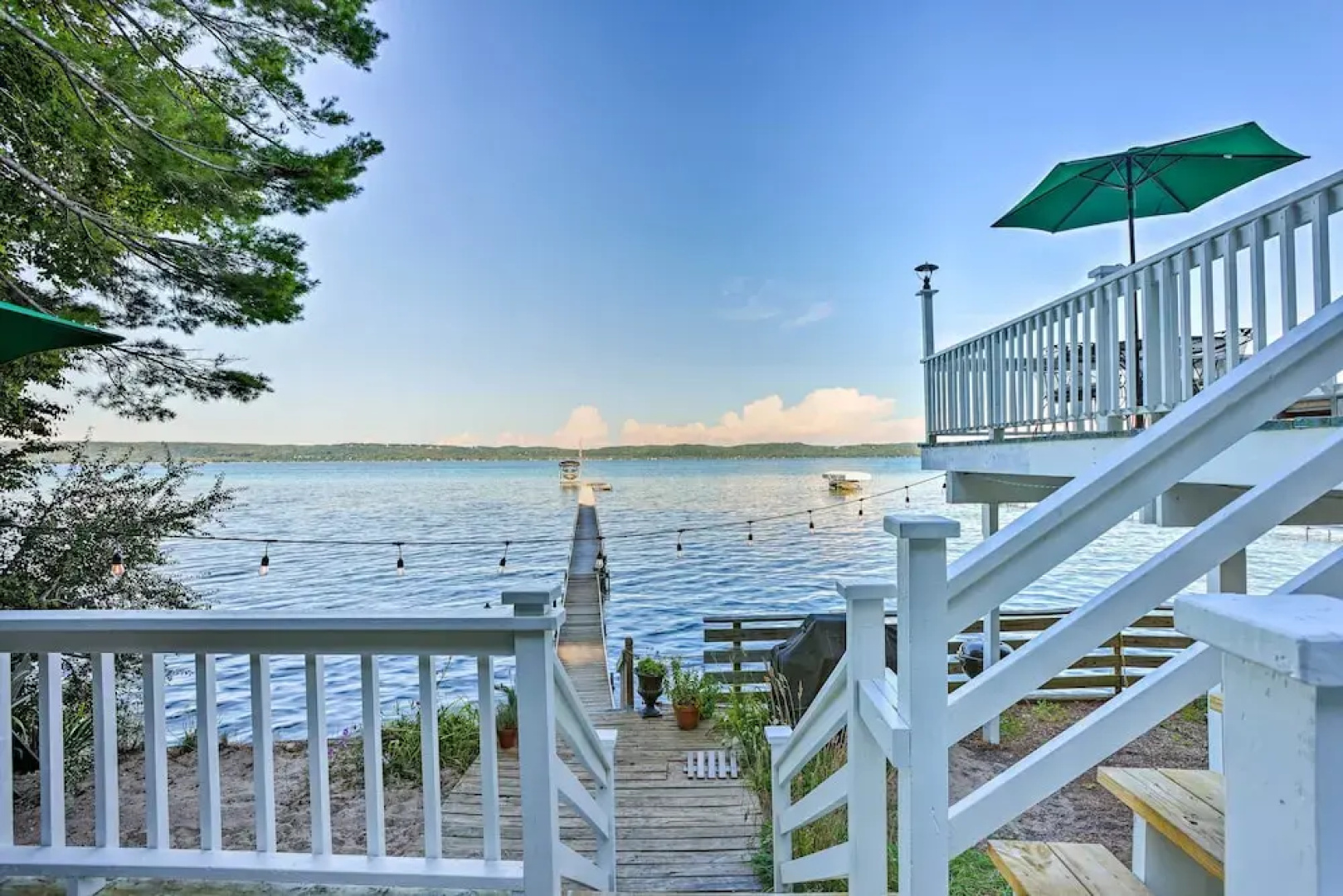 Updated Glen Arbor Cottage on Lake: Dock & Mooring