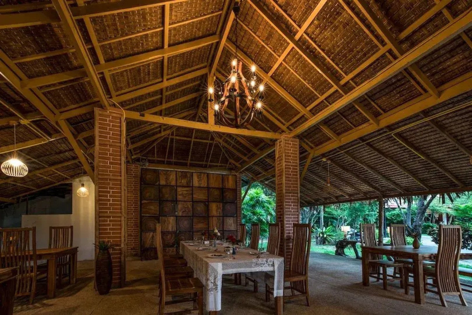 Dasein Chalong Bay Hotel