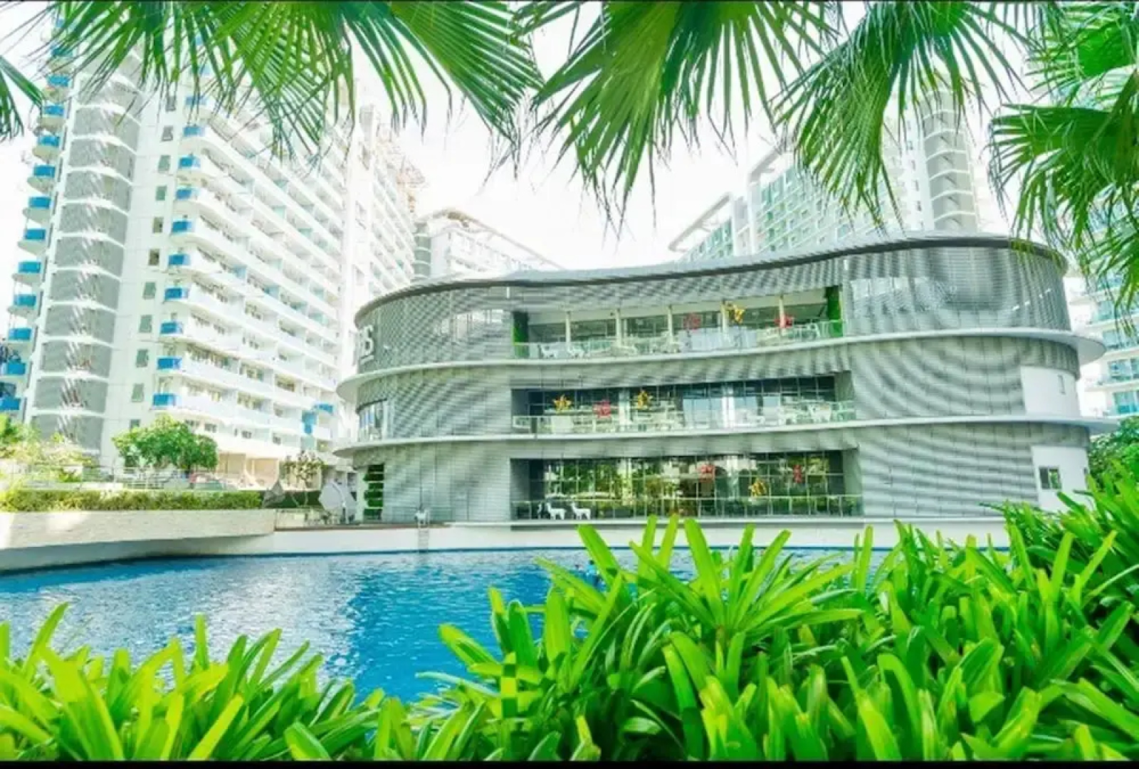 Azure Urban Resort And Residences