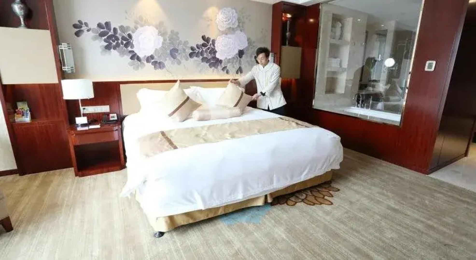 America's Best Rixin International Hotel