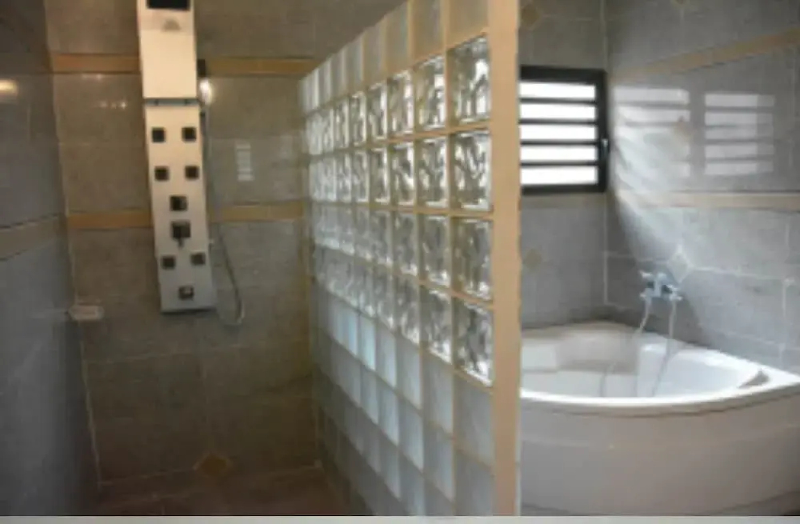 Conciergerie Hotels Limaniya