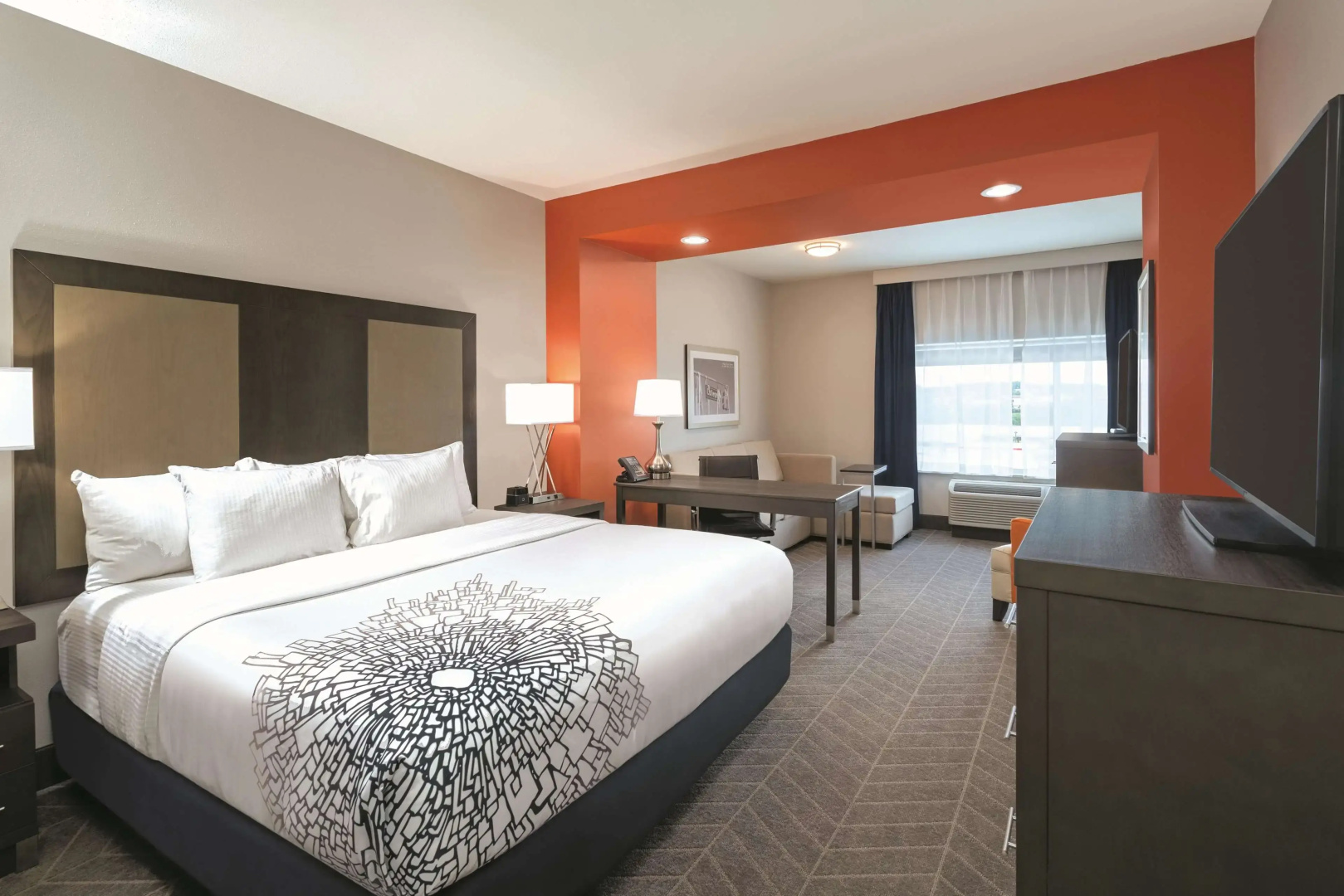 La Quinta Inn & Suites by Wyndham Opelika Auburn
