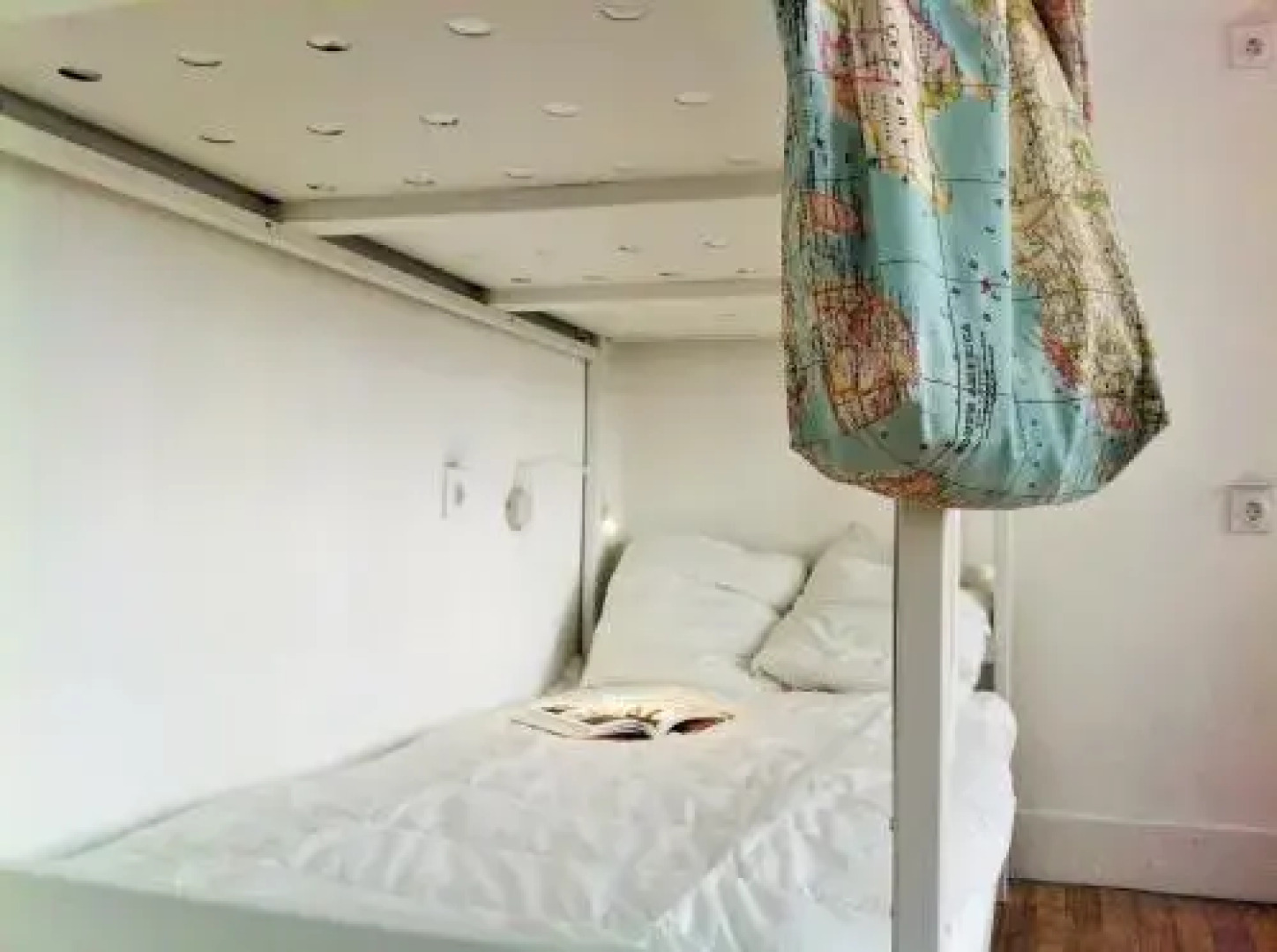 APT Slow City Hostel