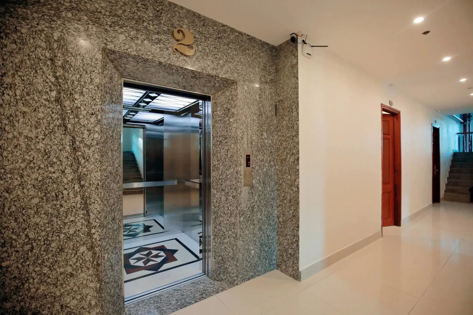 Anova Airport Hotel — Convenient & Friendly