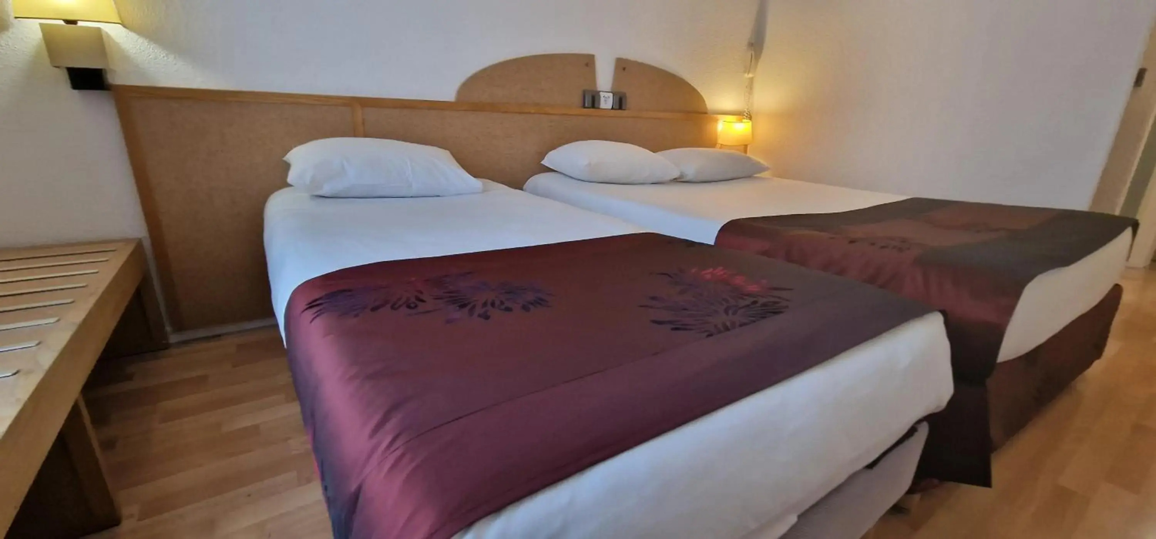 Kyriad Direct Arpajon