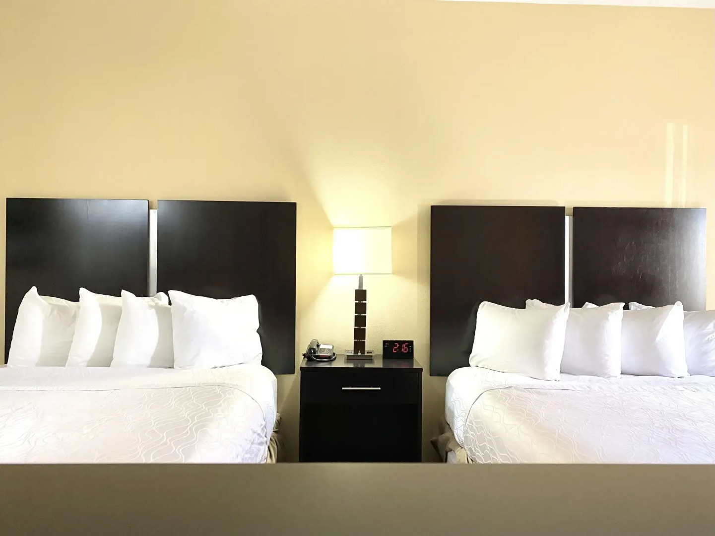 Best Western Plus The Four Corners Inn