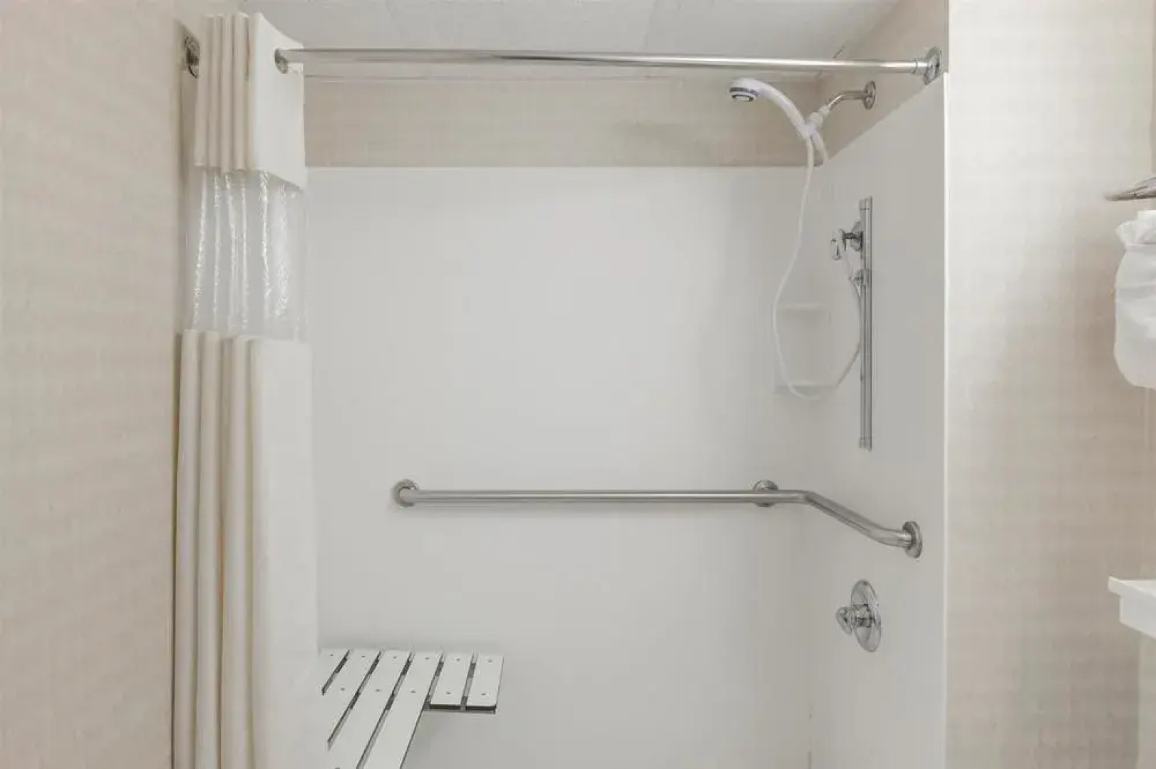 Travelodge Inn and Suites Albany