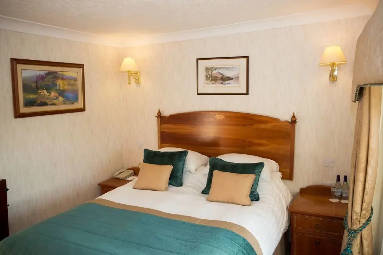 The George Hotel Sure Hotel Collection by Best Western