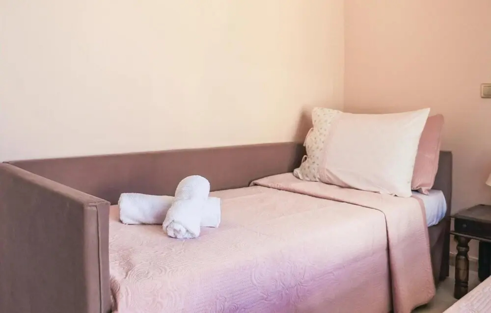 Stunning Home in Diakopto With Wifi and 4 Bedrooms