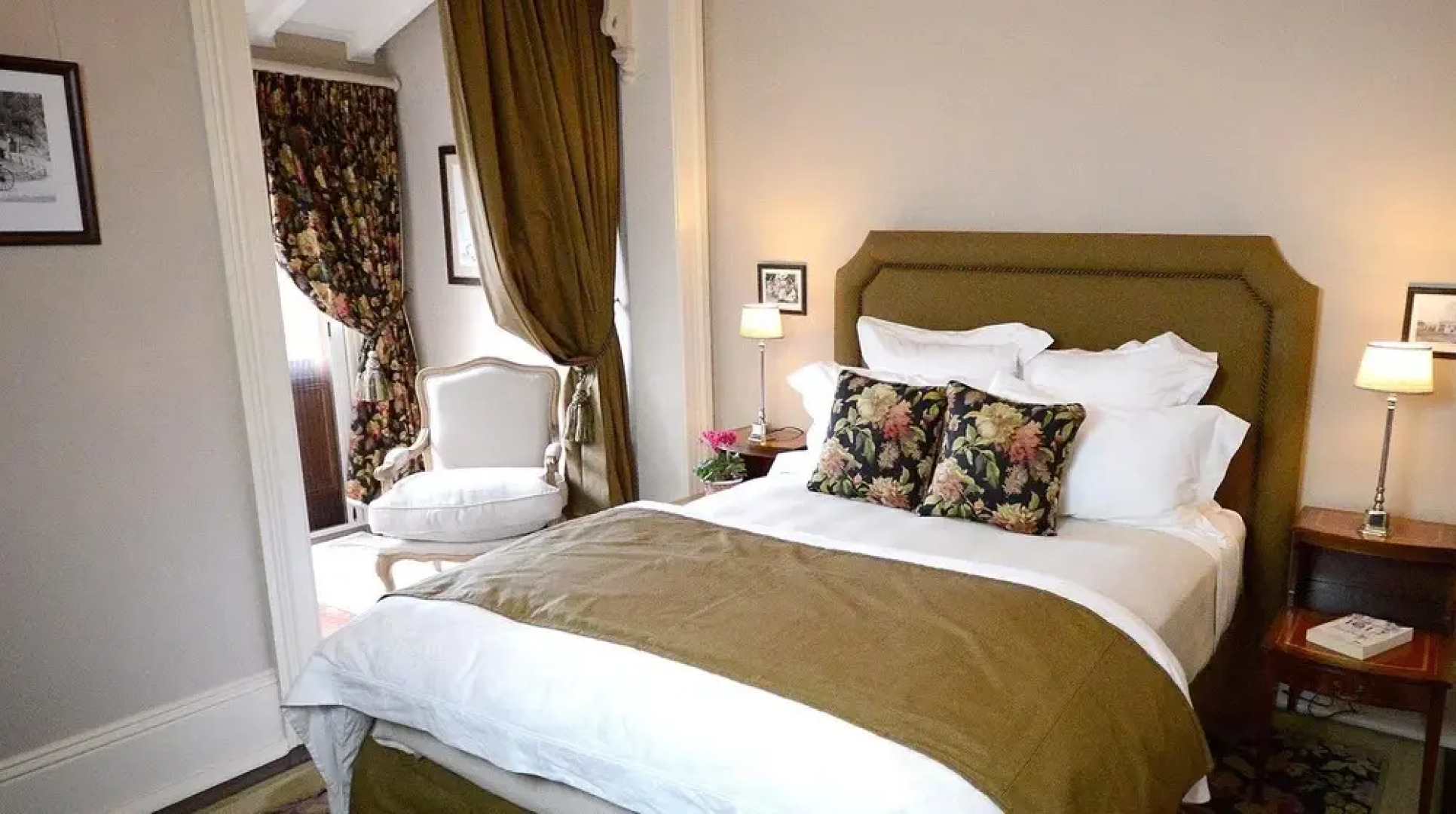 The Old Bank Boutique Hotel