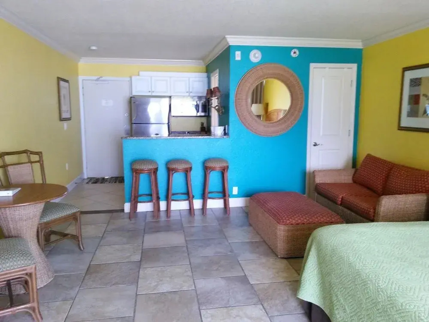 Club Bamboo South - Bradenton Beach