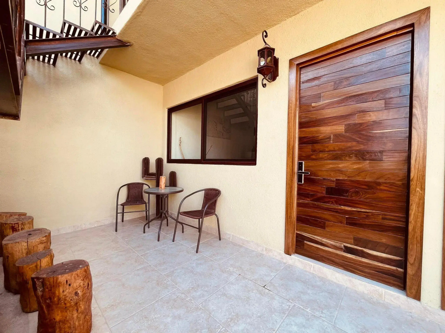 Seuia Departamentos con alberca a pasos del lago