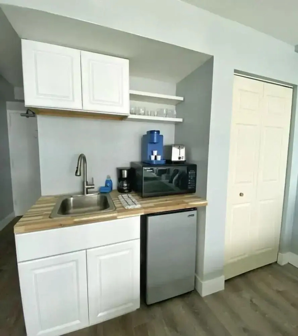 Ocean Side Inn Studios