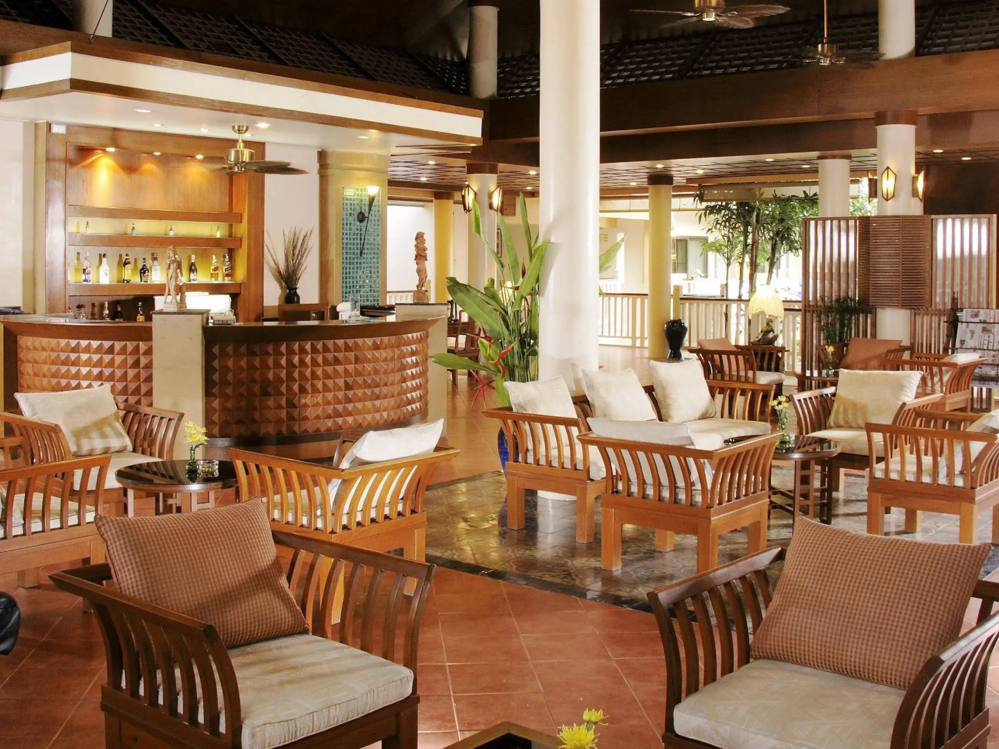 Thara Patong Beach Resort & Spa