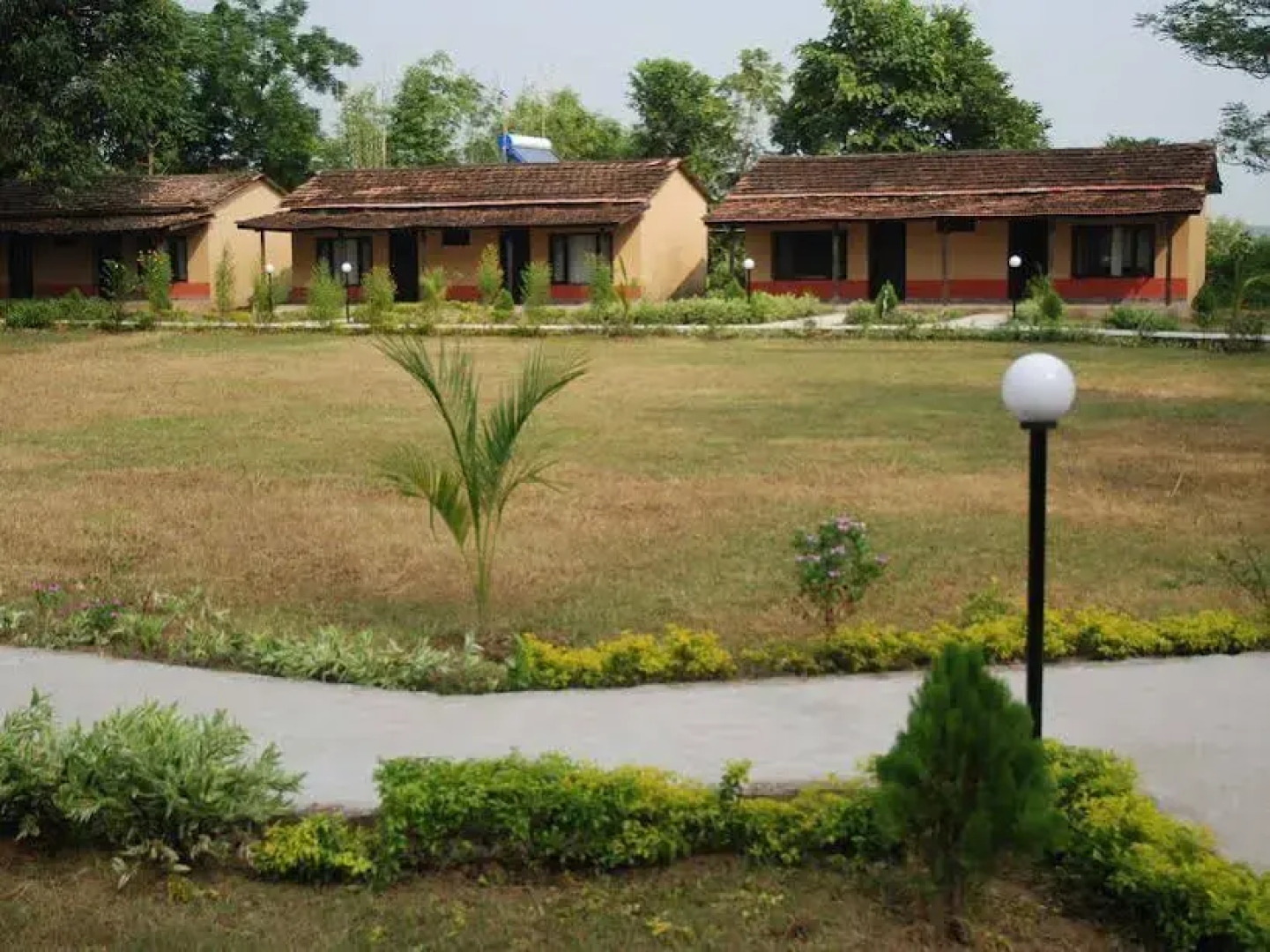 Kingfisher Jungle Resort