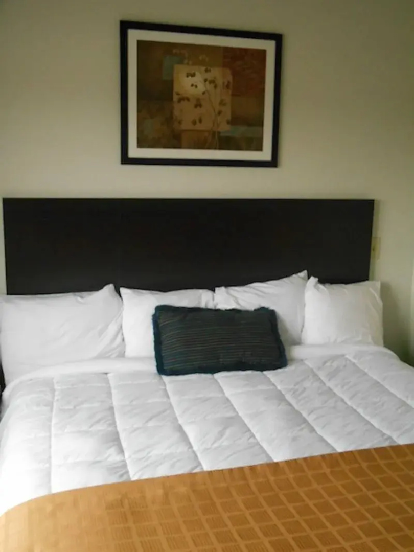 Settle Inn and Suites Seneca