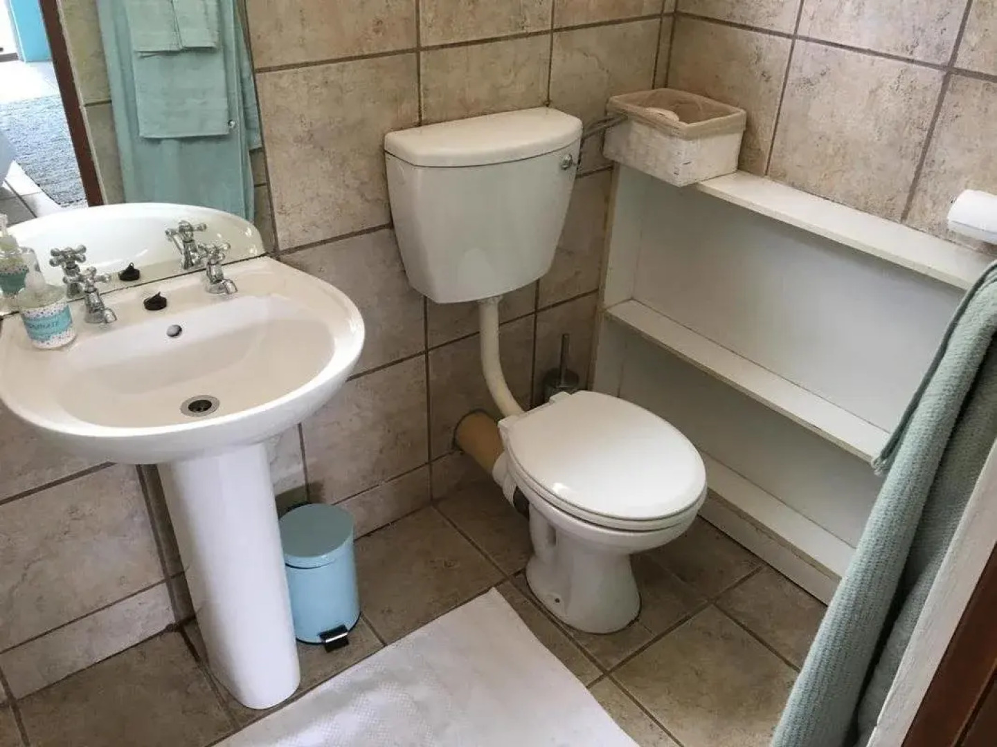 Due South Guesthouse