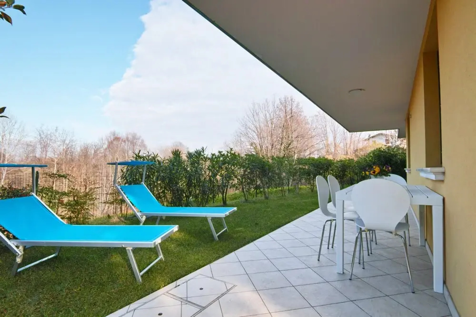 Bilocale con piscina Manerba del Garda