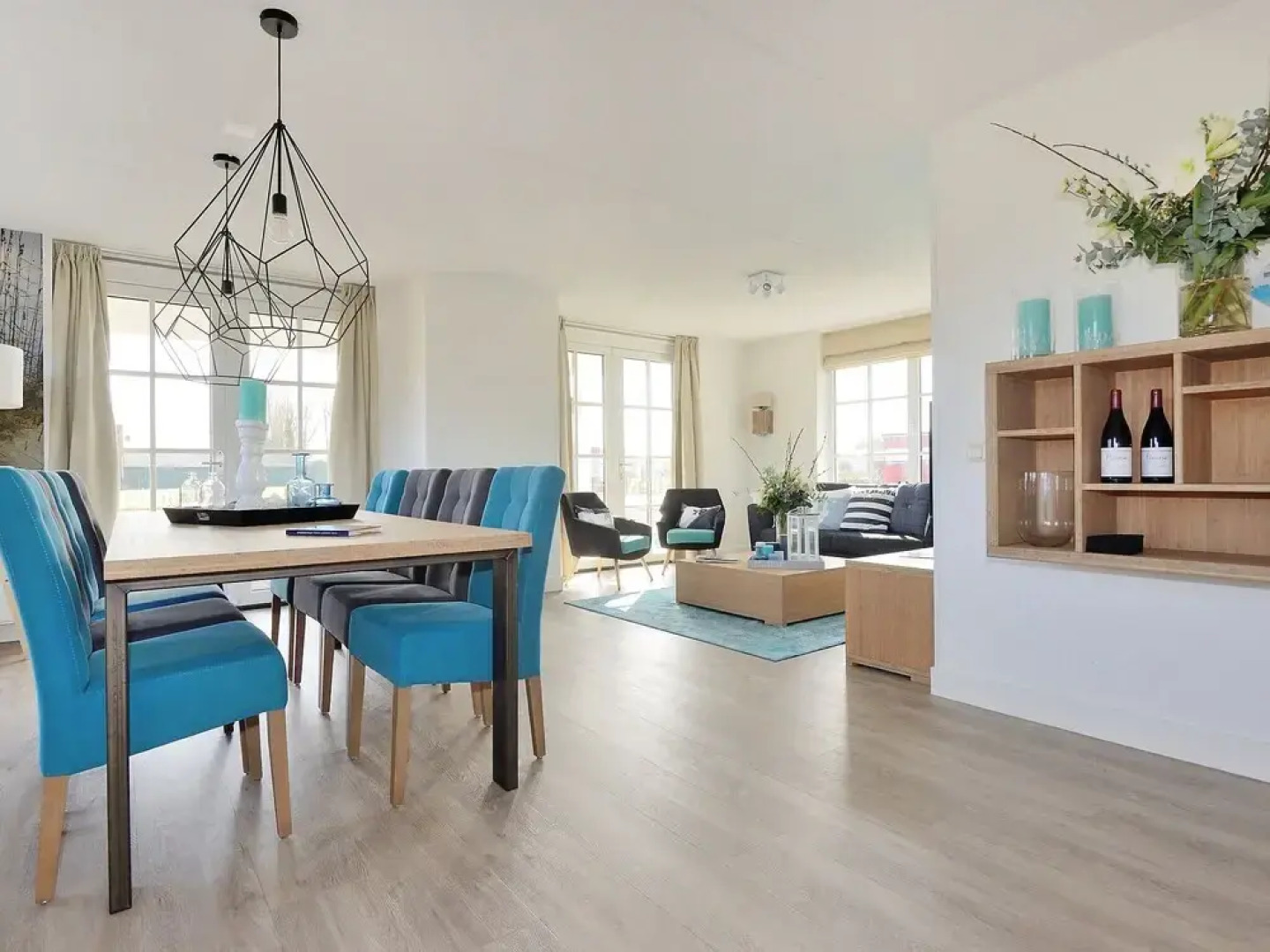 De Witte Raaf Holiday Rentals