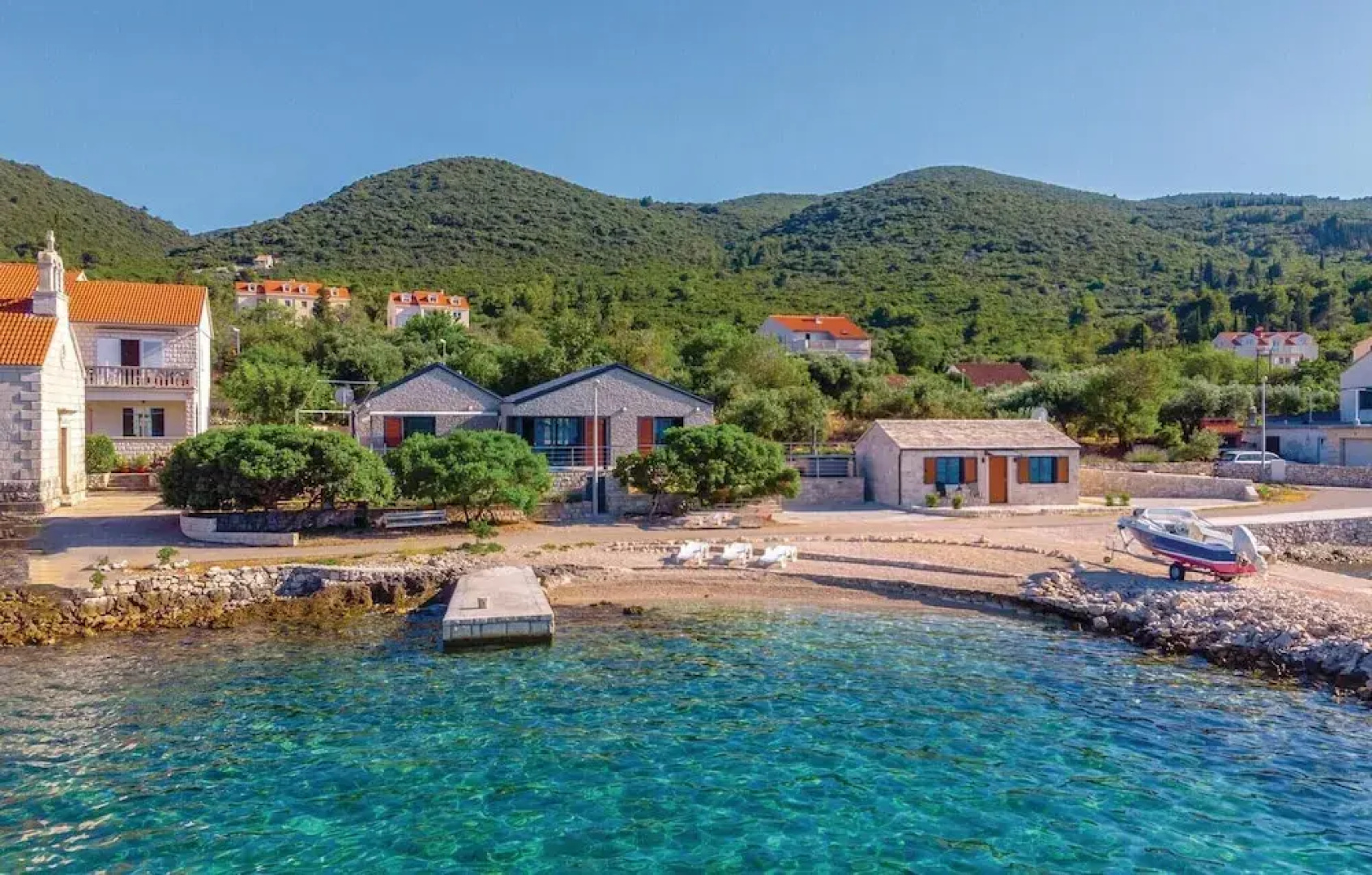 Nice Home in Kneze with Hot Tub, WiFi & Outdoor Swimming Pool