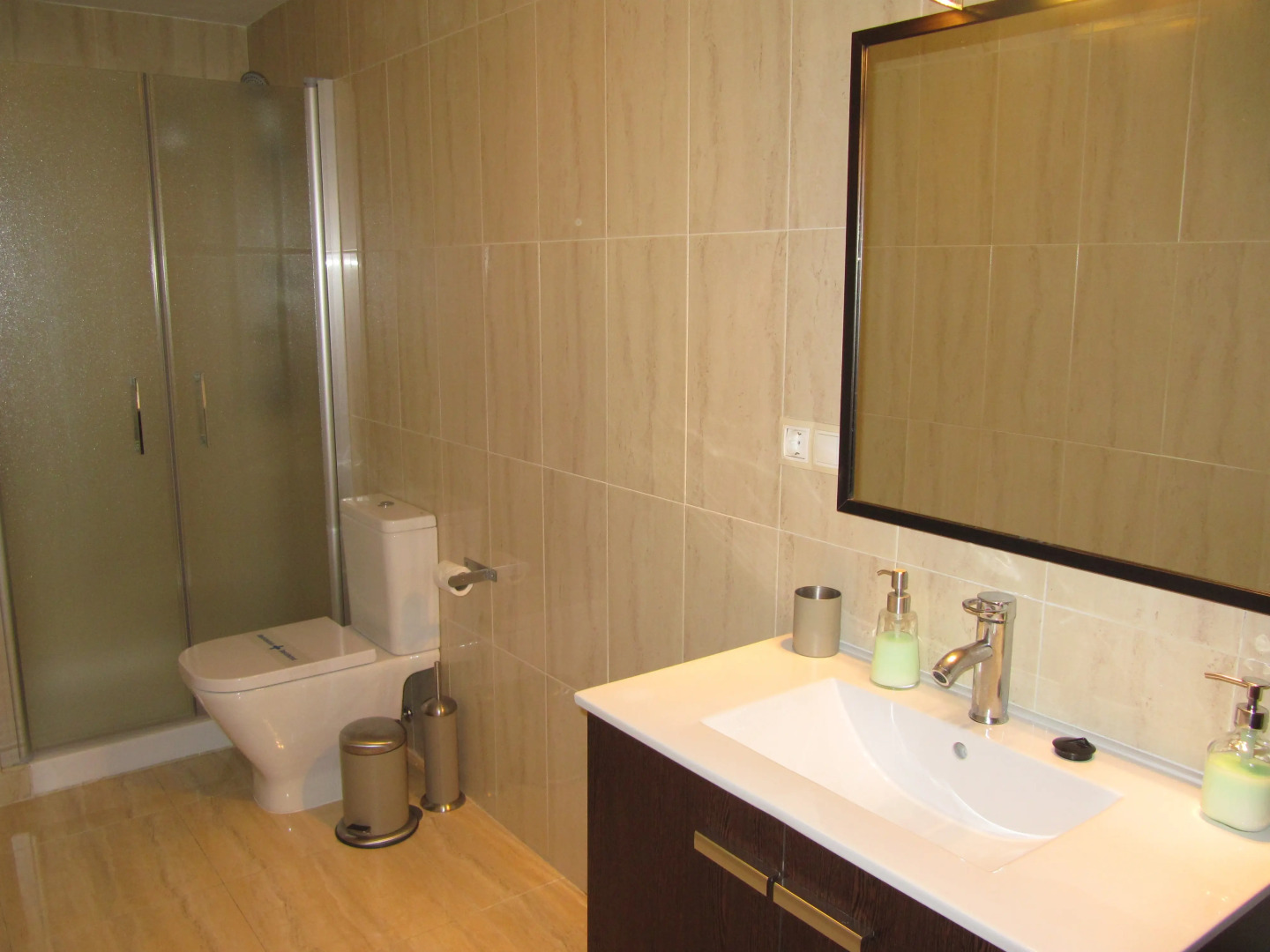 Life Apartments Alameda Colon