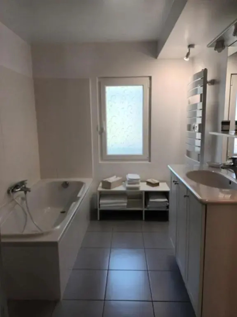 Maison Avec 2 Logements Independants