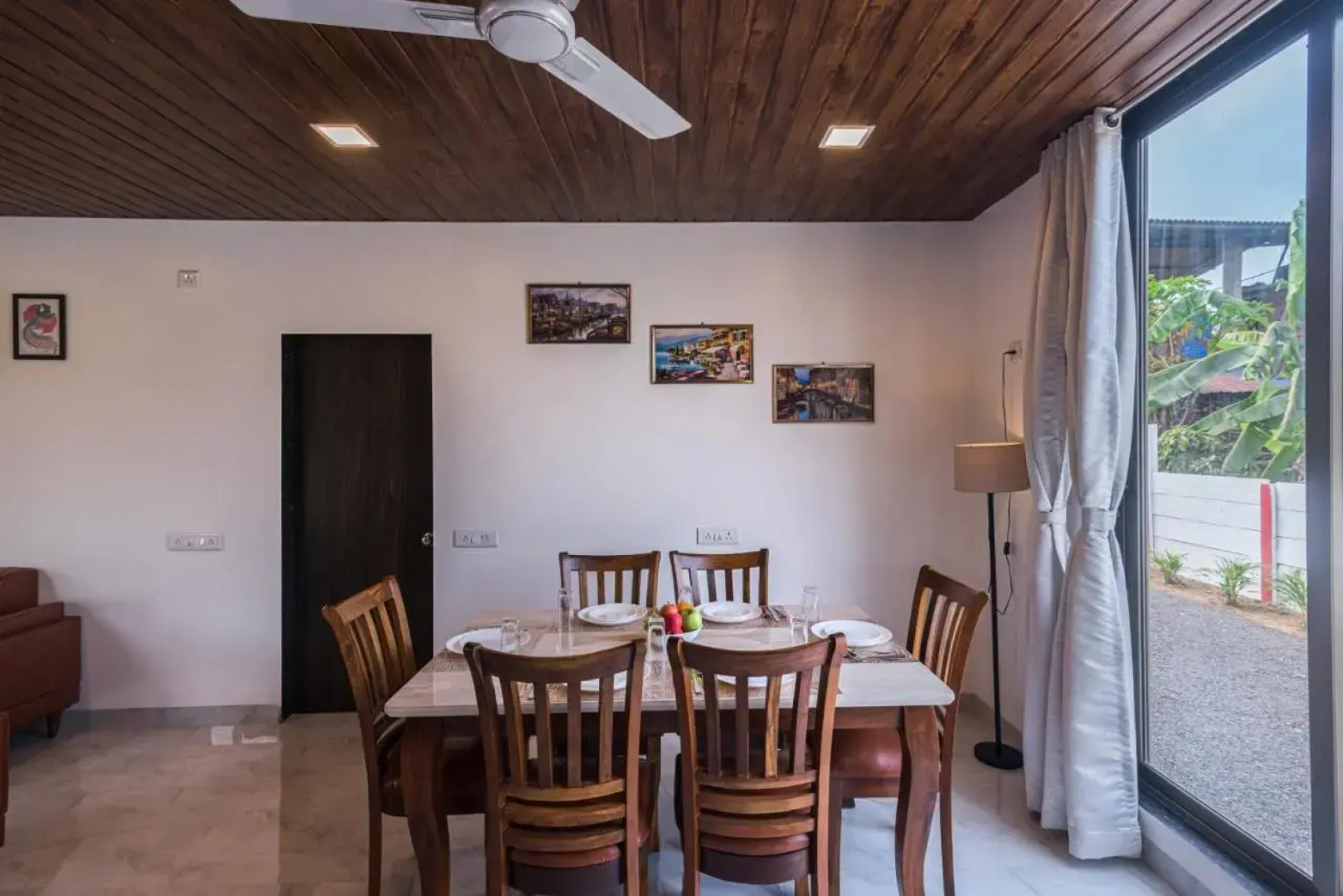 SaffronStays Casa Belleza, Kihim