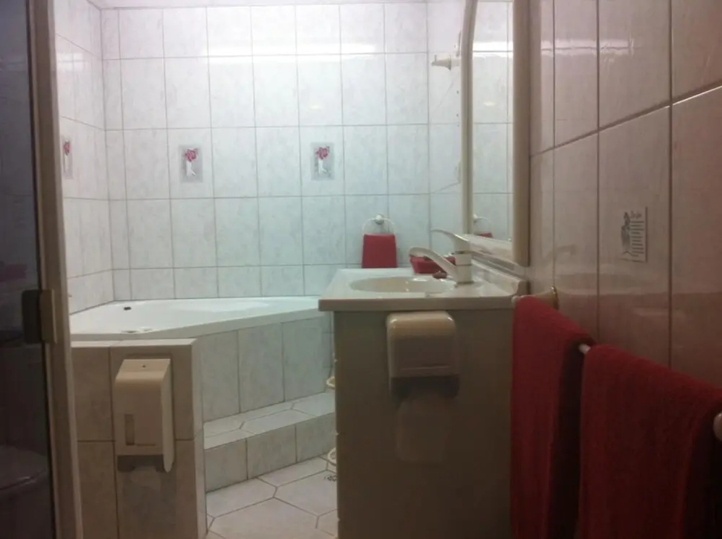 Westland Hotel Motel