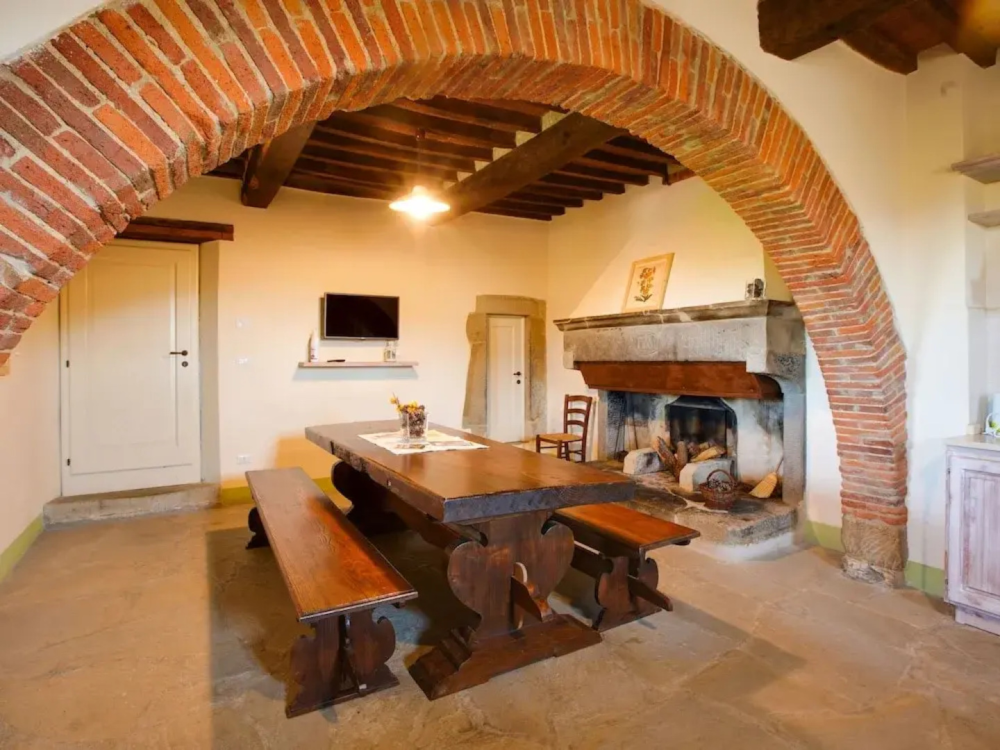 Spacious Holiday Home with Swimming Pool in Anghiari