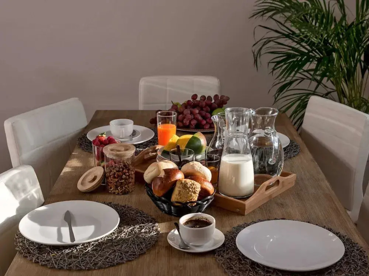 Luxury Villa Lelu With Heated Saltwater Pool, Parking, High Speed Internet, Bbq, el. car Charge T2