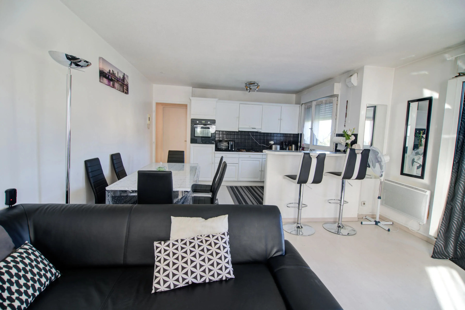 DESIGN APARTMENT Near GENEVA