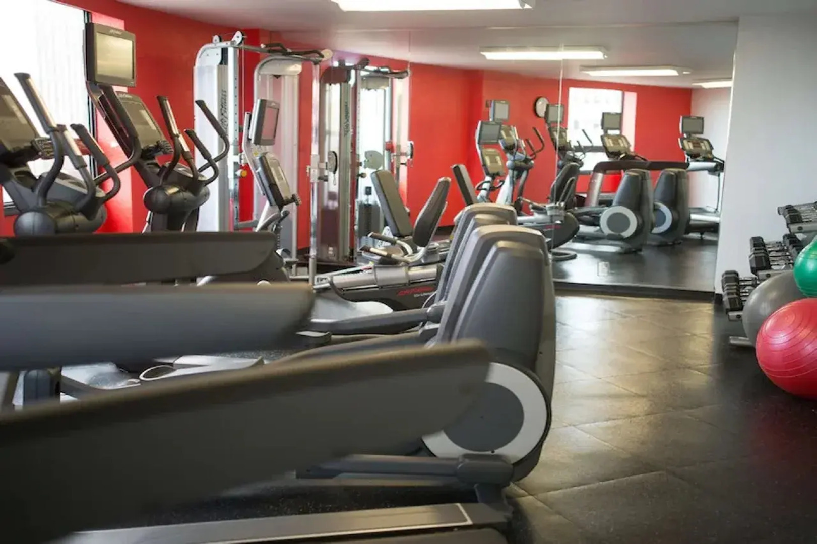 Radisson Hotel Duluth - Harborview