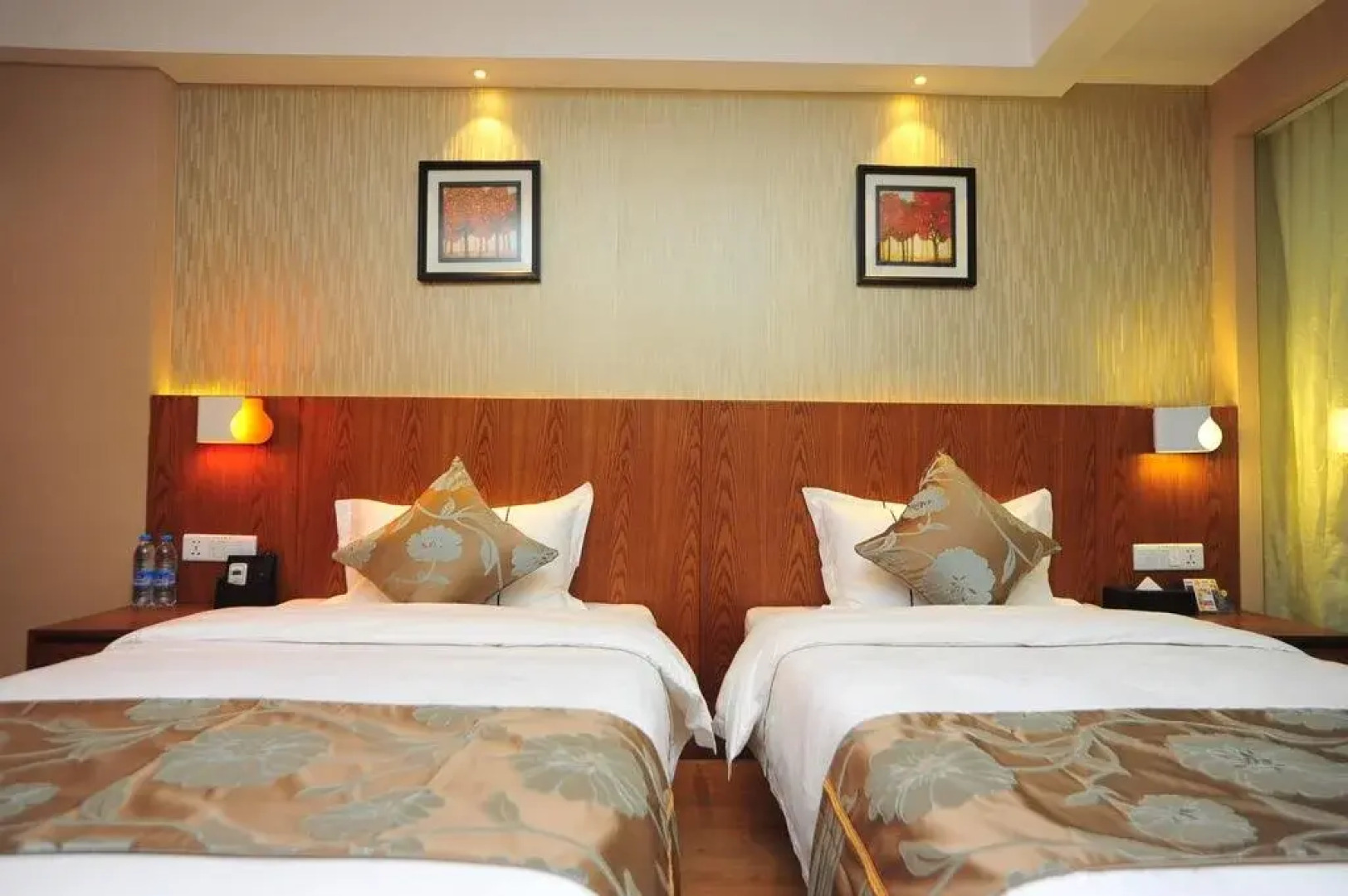 Kunming Pin Zhi Hotel