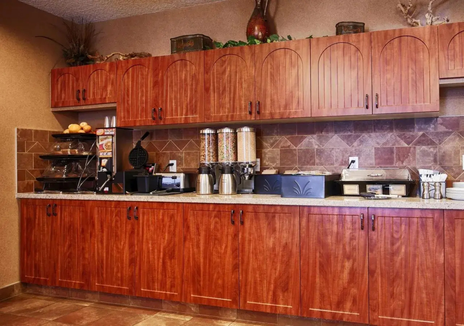 Best Western Diamond Inn