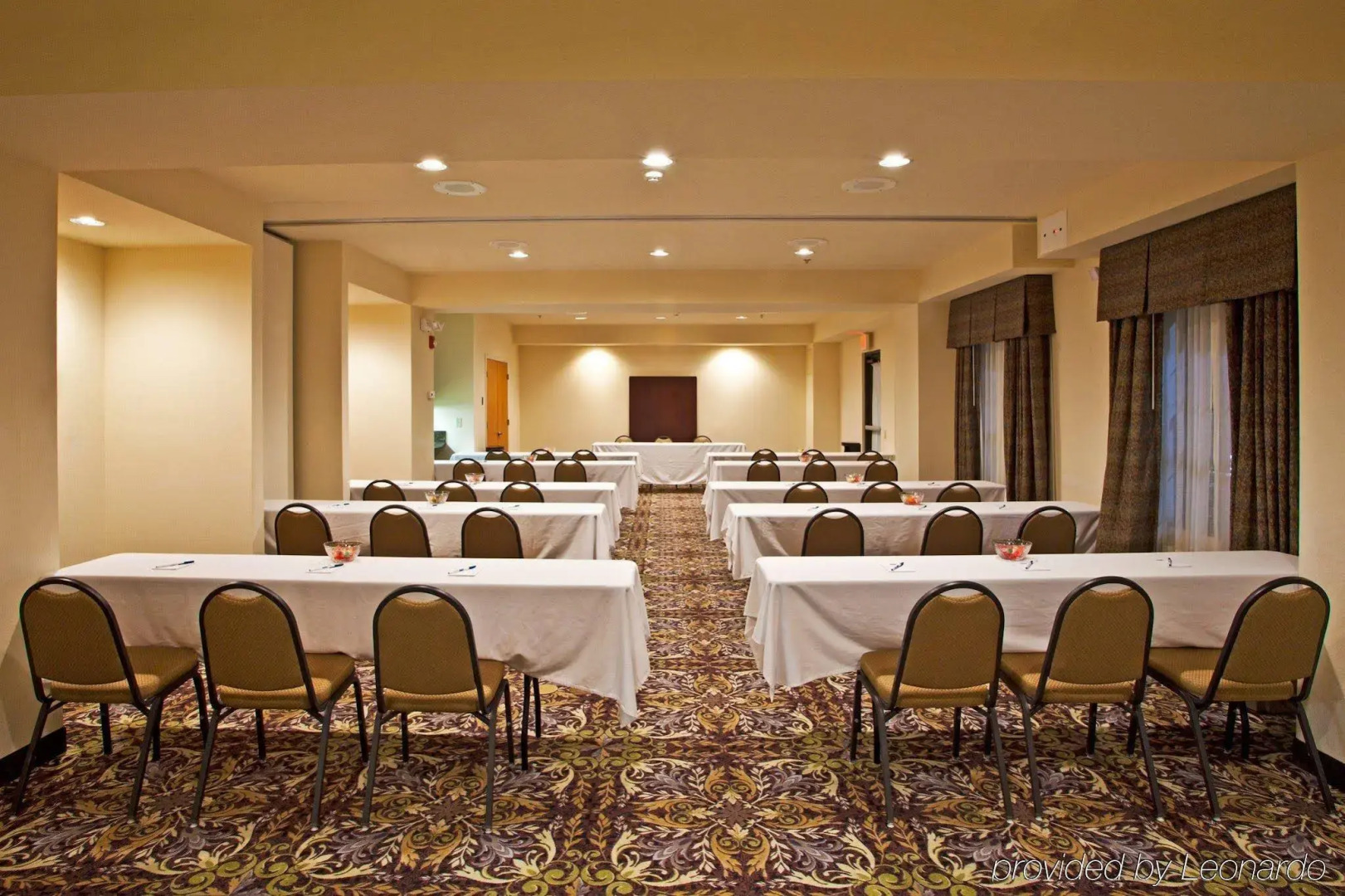 Staybridge Suites Tampa East - Brandon by IHG