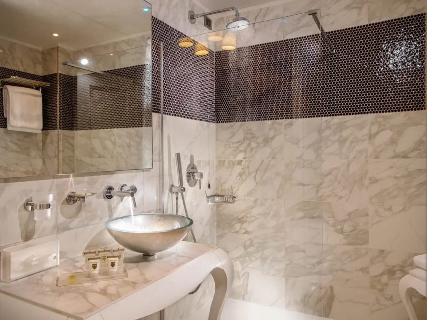 Carnival Palace Hotel