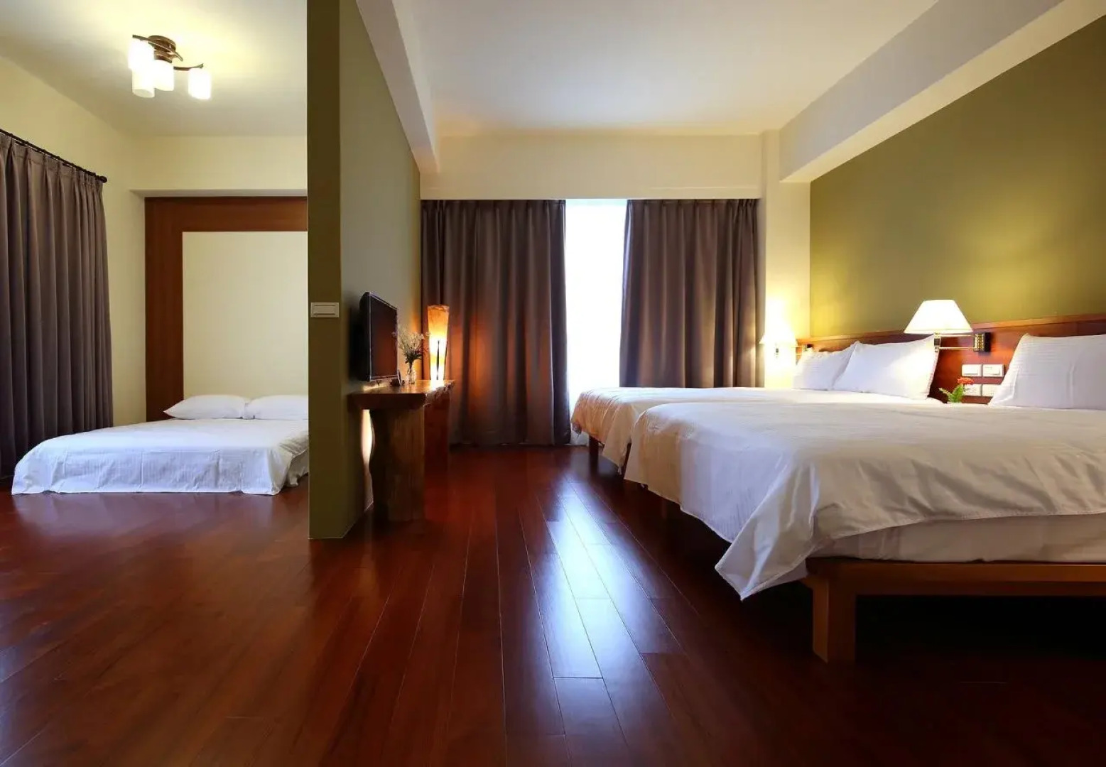 Flowers Bed and Breakfast