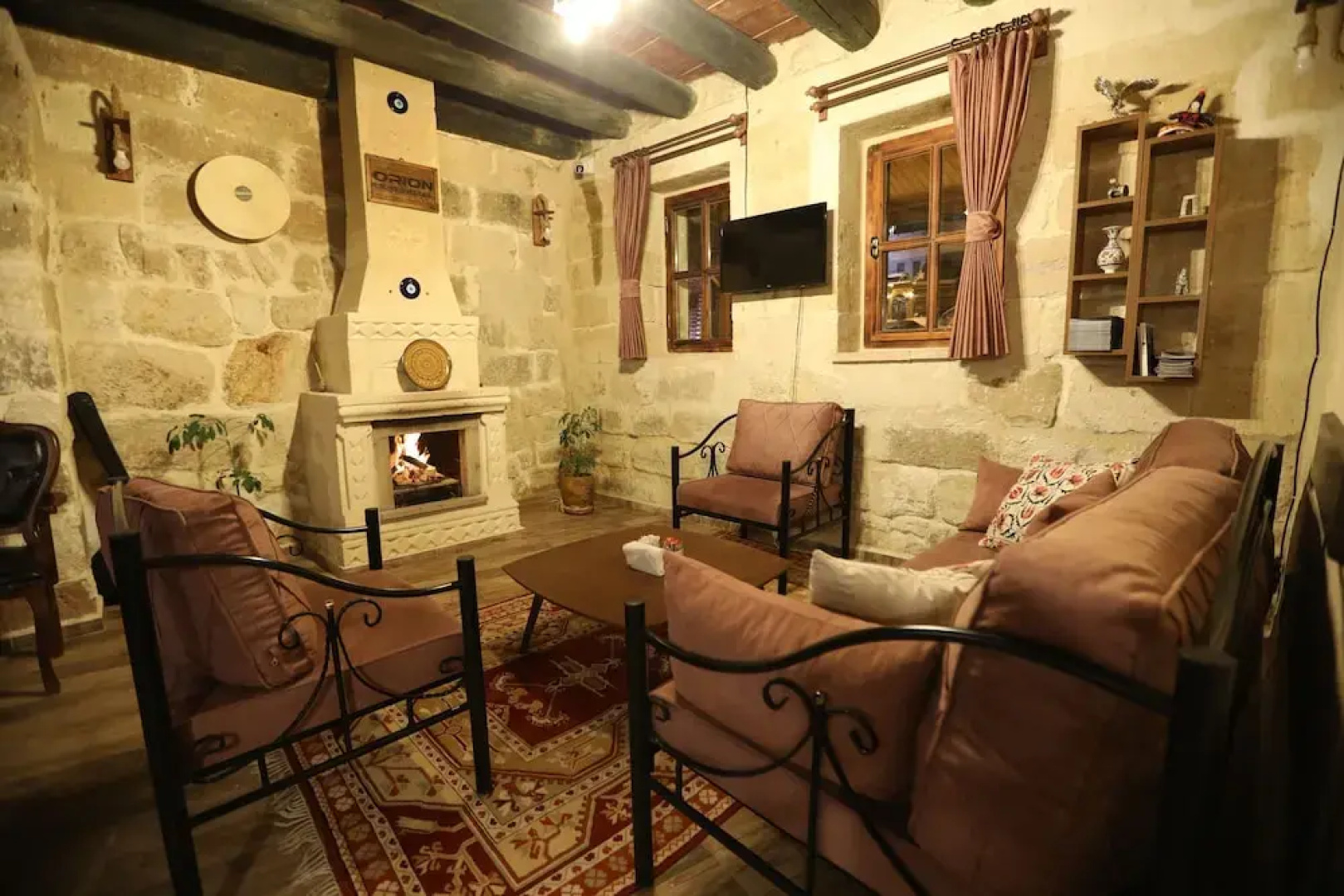 Orion Cave Hotel