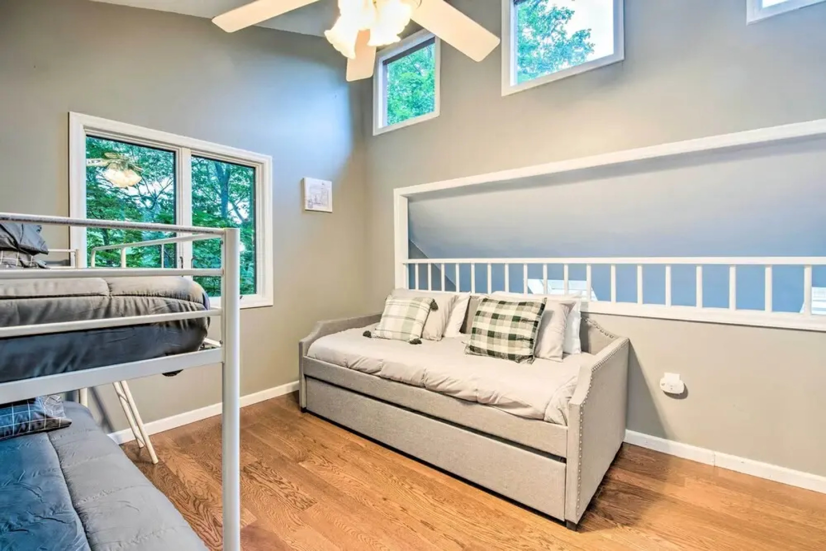 Poconos House w/ Large Deck, Gas Grill & Fire Pit!