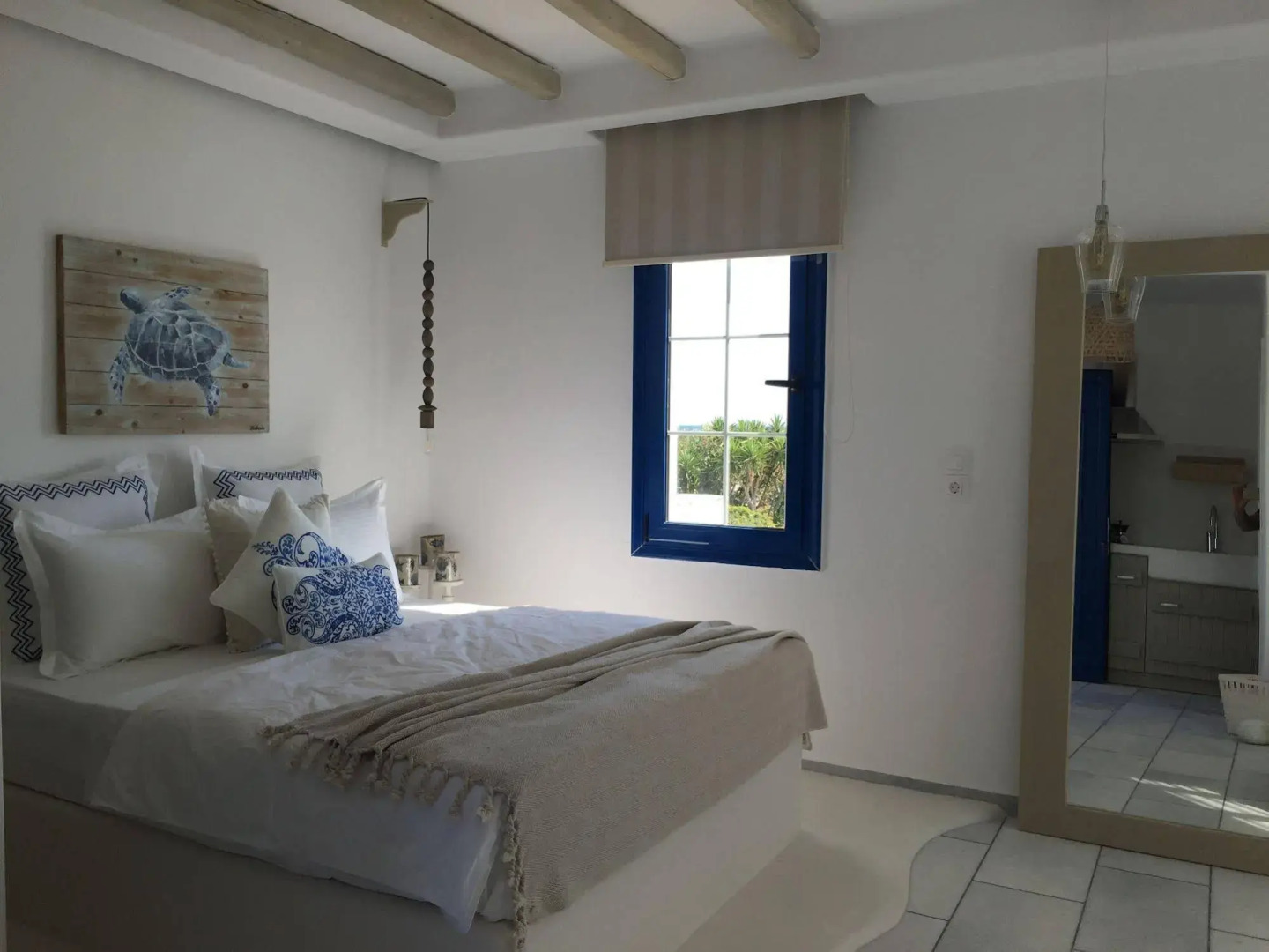 Athina Studios & Suites