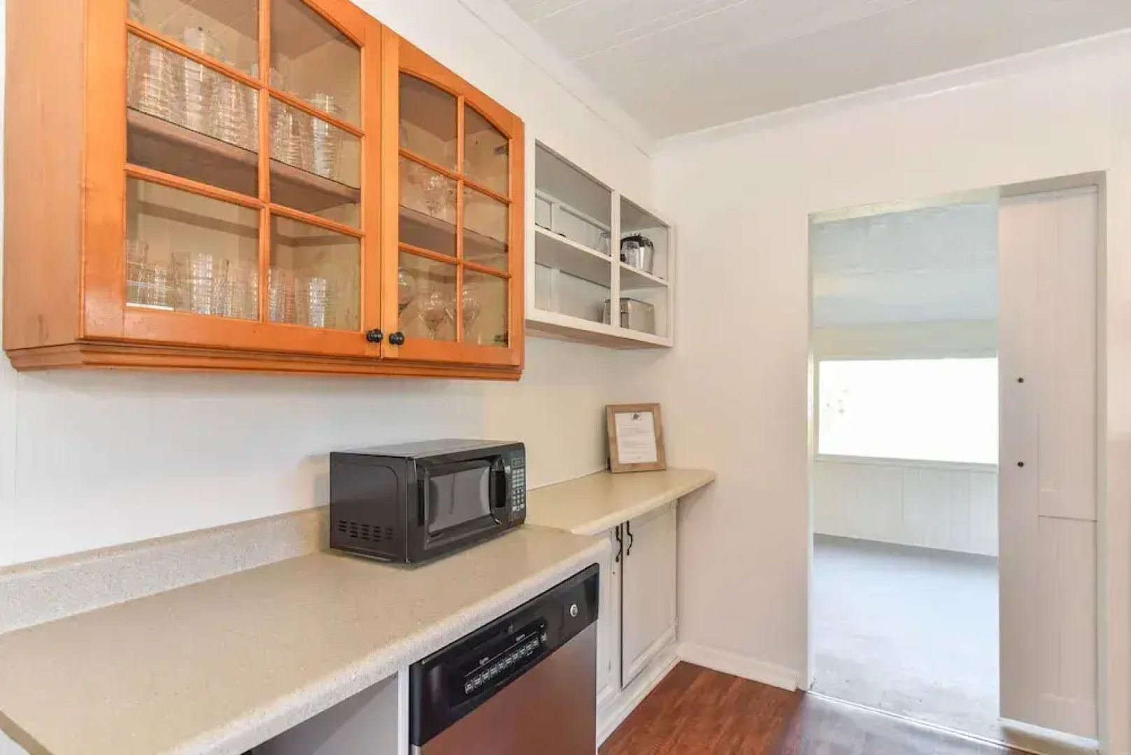 Summertime Pet-friendly 30 min Savannah