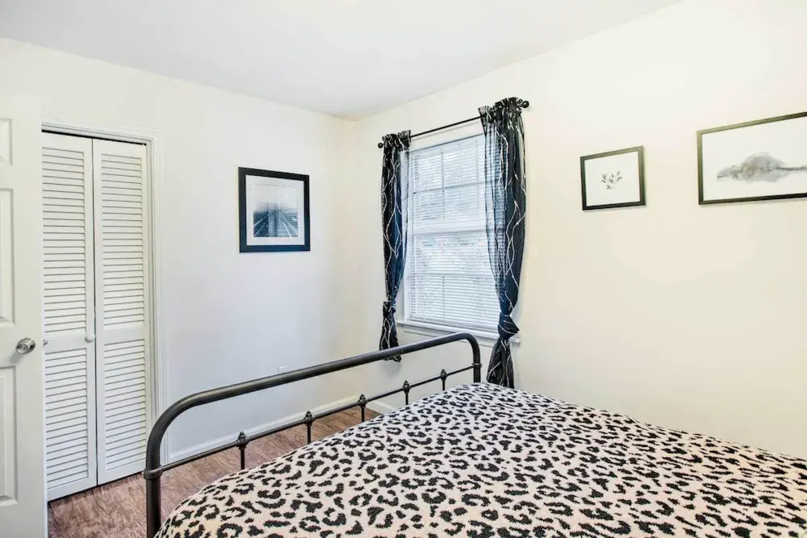 Bright Hinesville Home, 43 Mi to Savannah!