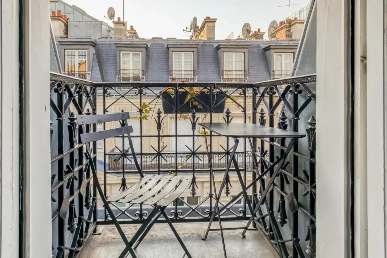 Chalgrin Boutique Hotel