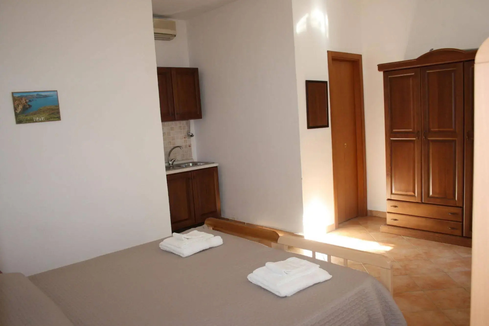 Seven House Residence