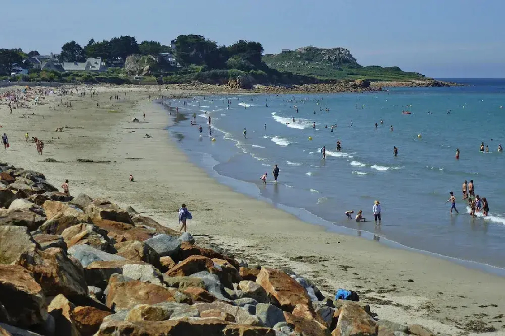 Villa in Plougasnou With Stunning Sea Views