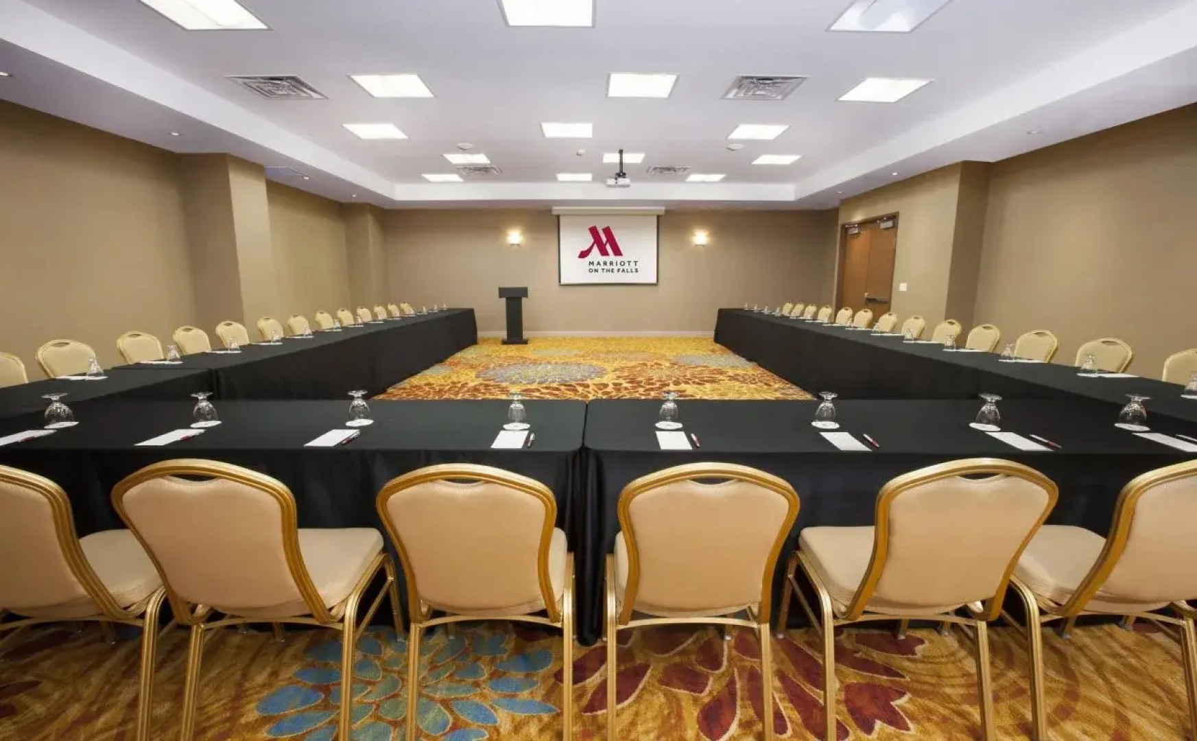 Niagara Falls Marriott on the Falls